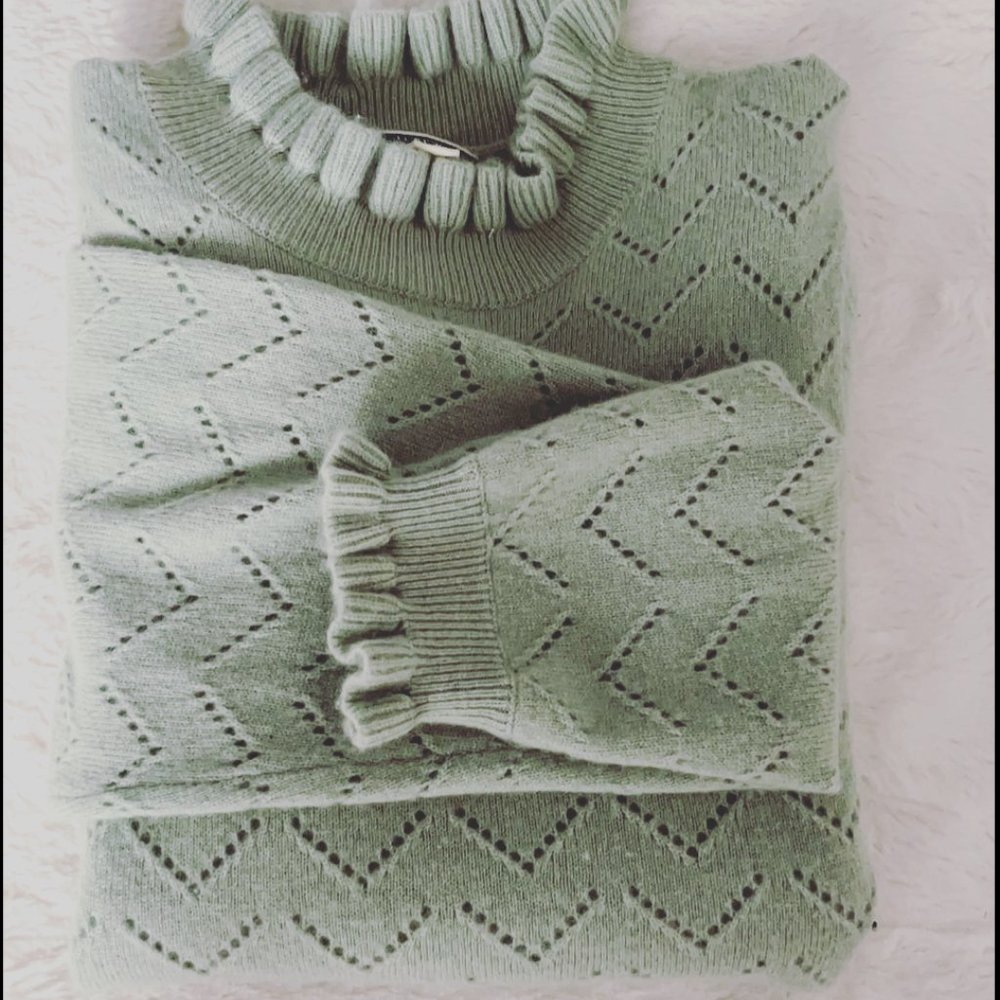 J Crew Cashmere Light Green Sweater